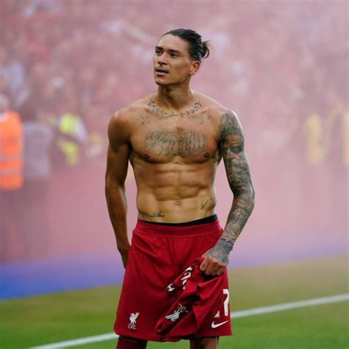 Anthony Kiedis: PDA And Public Displays Of Affection