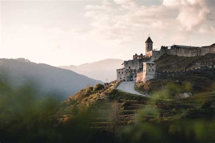 Top-Notch Vocal Coach Cristina Carmella For Enhanced Singing Skills