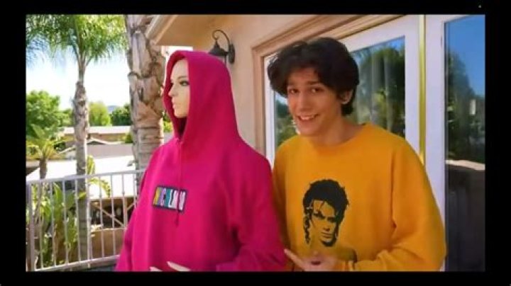 The Breakup Of Zoe Colletti And Nick Revealed