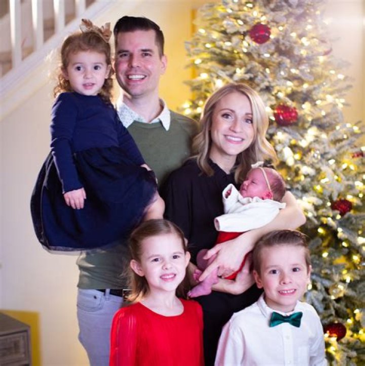 Yes, Sidney Crosby Has A Family | Famous Hockey Player