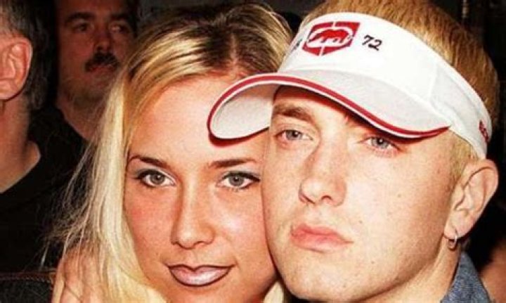 Eminem: Meet His Sister, Dawn Scott