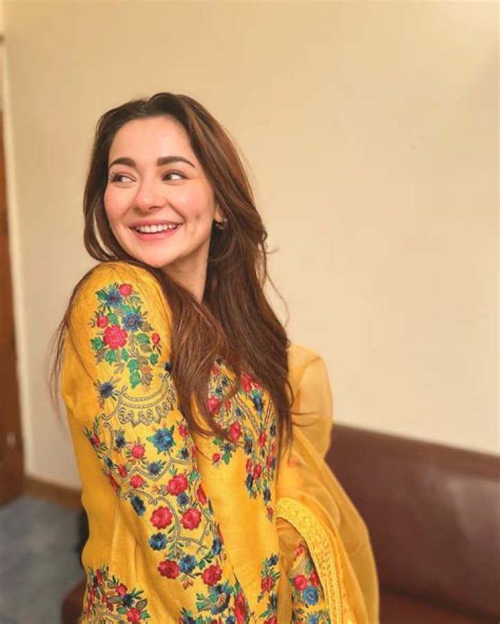 The Exquisite Hania: A Pakistani Actress Grace