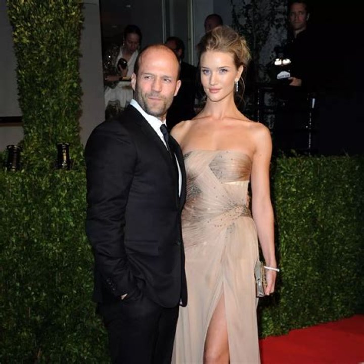 Unveiling The Enigmatic Age Of Jason Statham's Wife: Discoveries And Insights