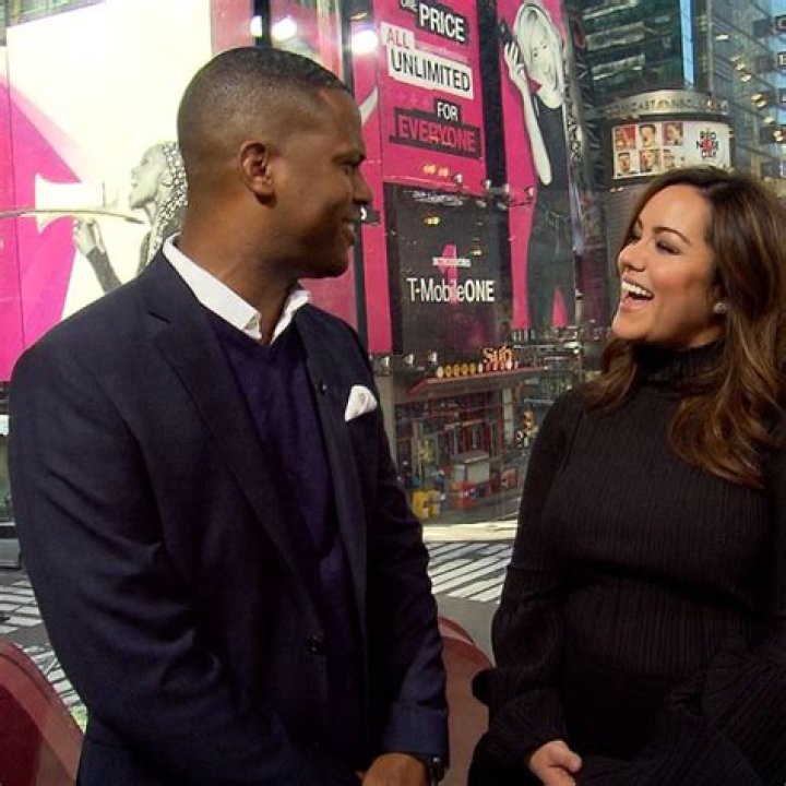 Katy Mixon's Love Life: A Timeline Of Relationships