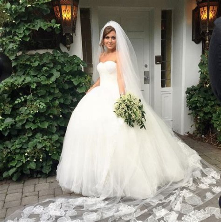 The Ultimate Guide To Lauren Manzo's Enchanting Wedding