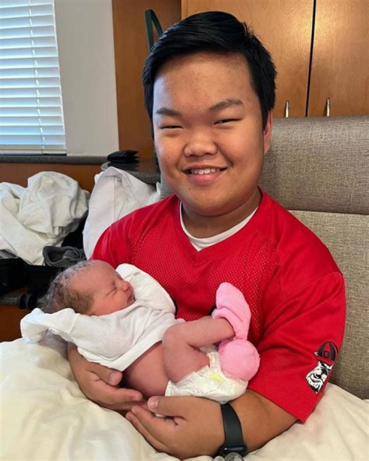 Liz Johnston's Baby: A Guide To Average Size And Growth