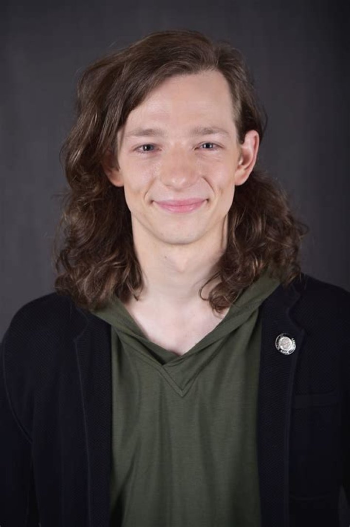 Mike Faist's Personal Life Unraveled: A Behind-the-Scenes Look