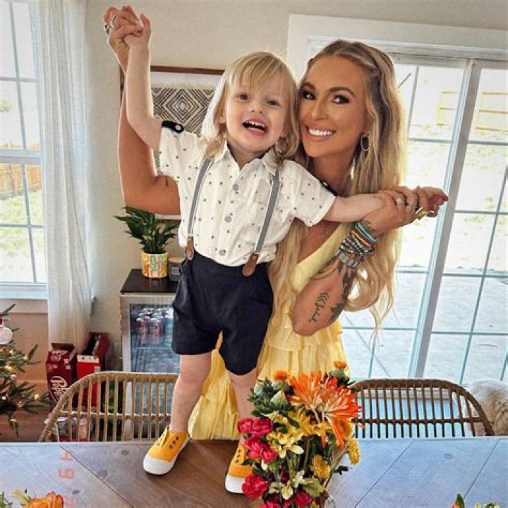 Who Is The Mother Of Morgan Wallen's Son: The Inside Scoop