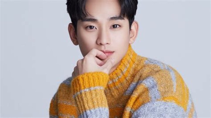 Facts You Need To Know About The Staggering Net Worth Of Kim Soo Hyun