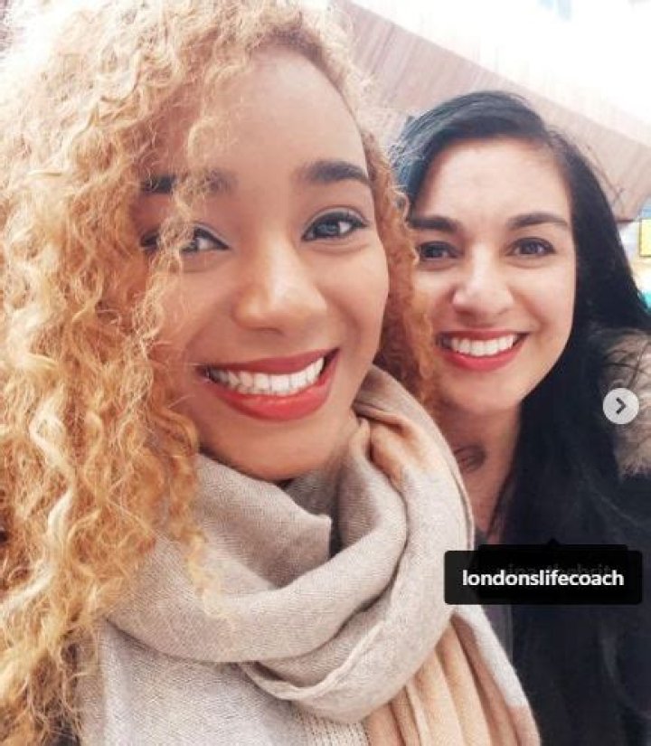 Who Is The Stunning Daughter Of Nina Aouilk?