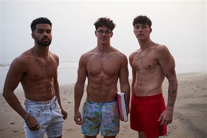 Unlocking The Secrets Of Noah Beck's Towering Height