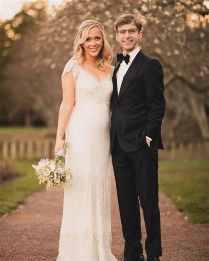 Paula Reid's Pregnancy: Discoveries And Insights Emerge