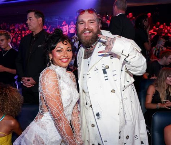 Who Is Teddy Swims Married To And Other Marital Details