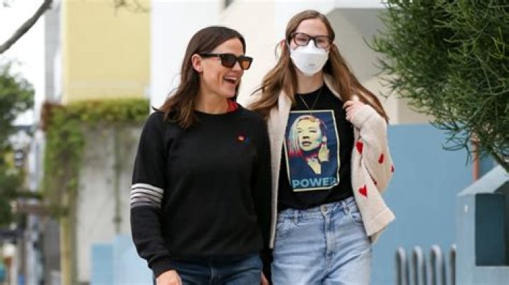 Why Does Violet Affleck Always Wear A Mask?