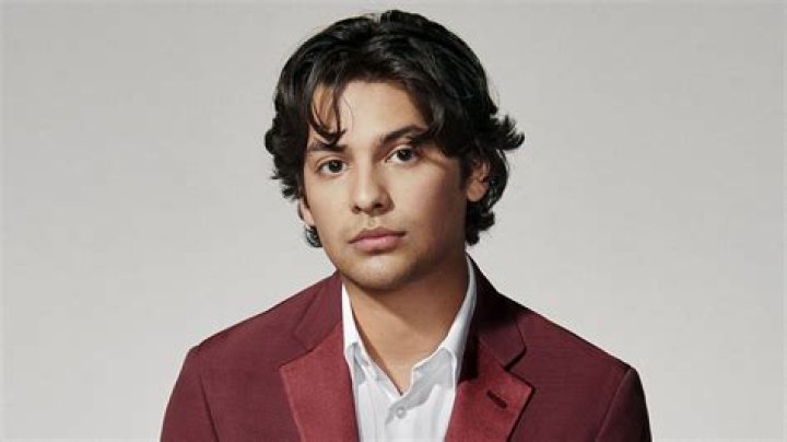 How Old Is Xolo Mariduea? Discover His Age Today